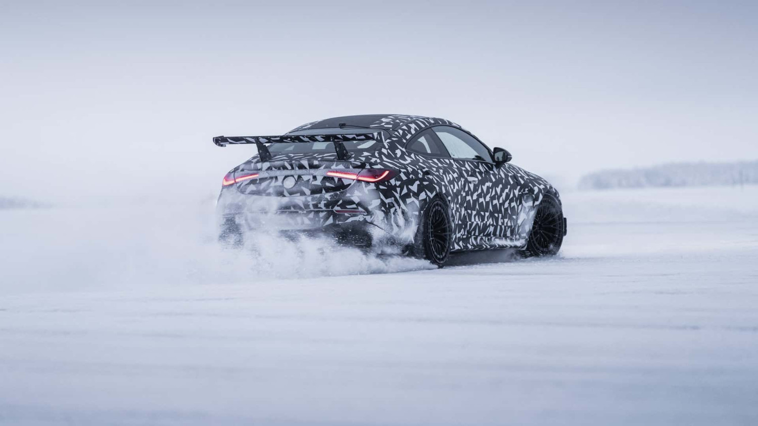Voici la nouvelle Mercedes avec moteur V8