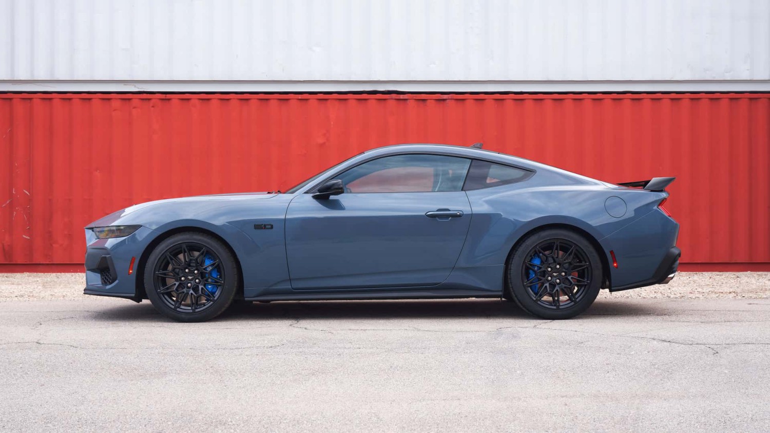 ‘The CarPlay Just Disconnects:’ Mustang Driver’s Infotainment Freezes. Then He Tries This Trick