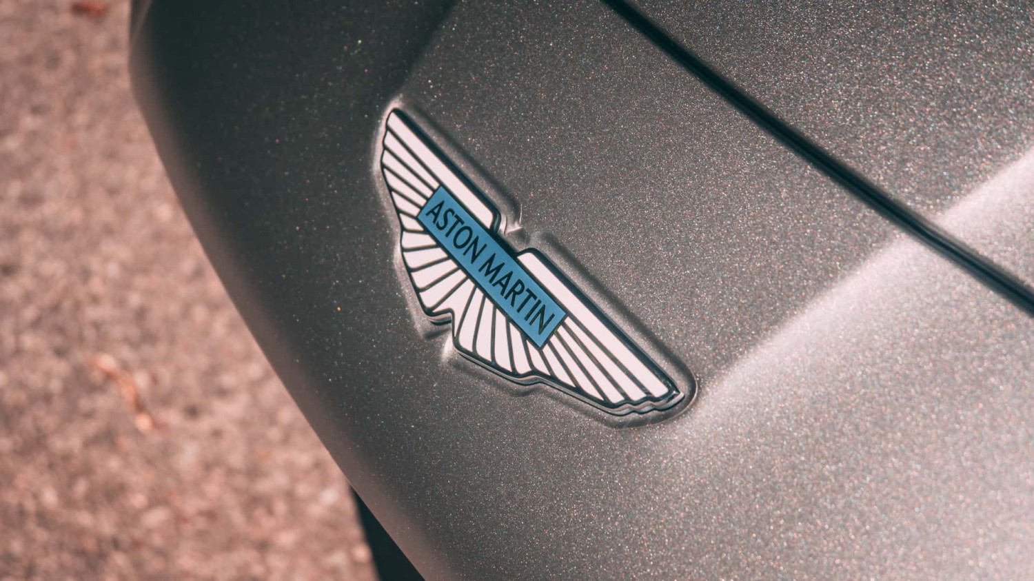 Aston Martin Menjual Saham Tim F1nya dan Mungkin Akan Go Private