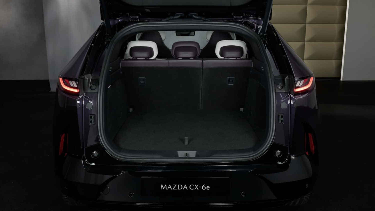 Mazda CX-6e (2026): Der Innenraum des ersten E-SUV der Japaner