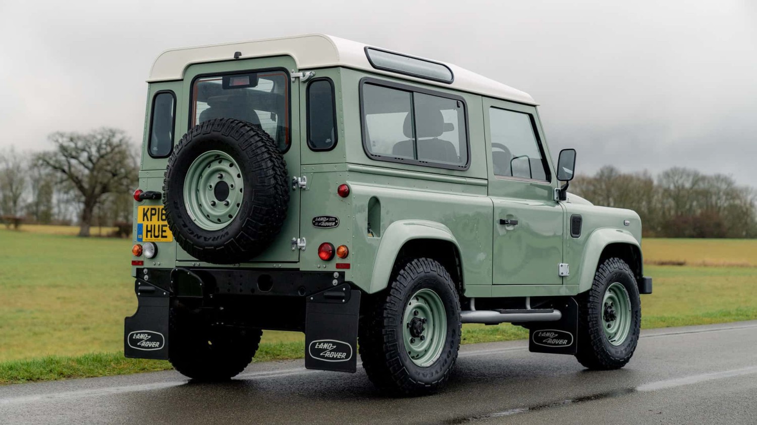 Quelle est la valeur du dernier Land Rover Defender Classic construit ?