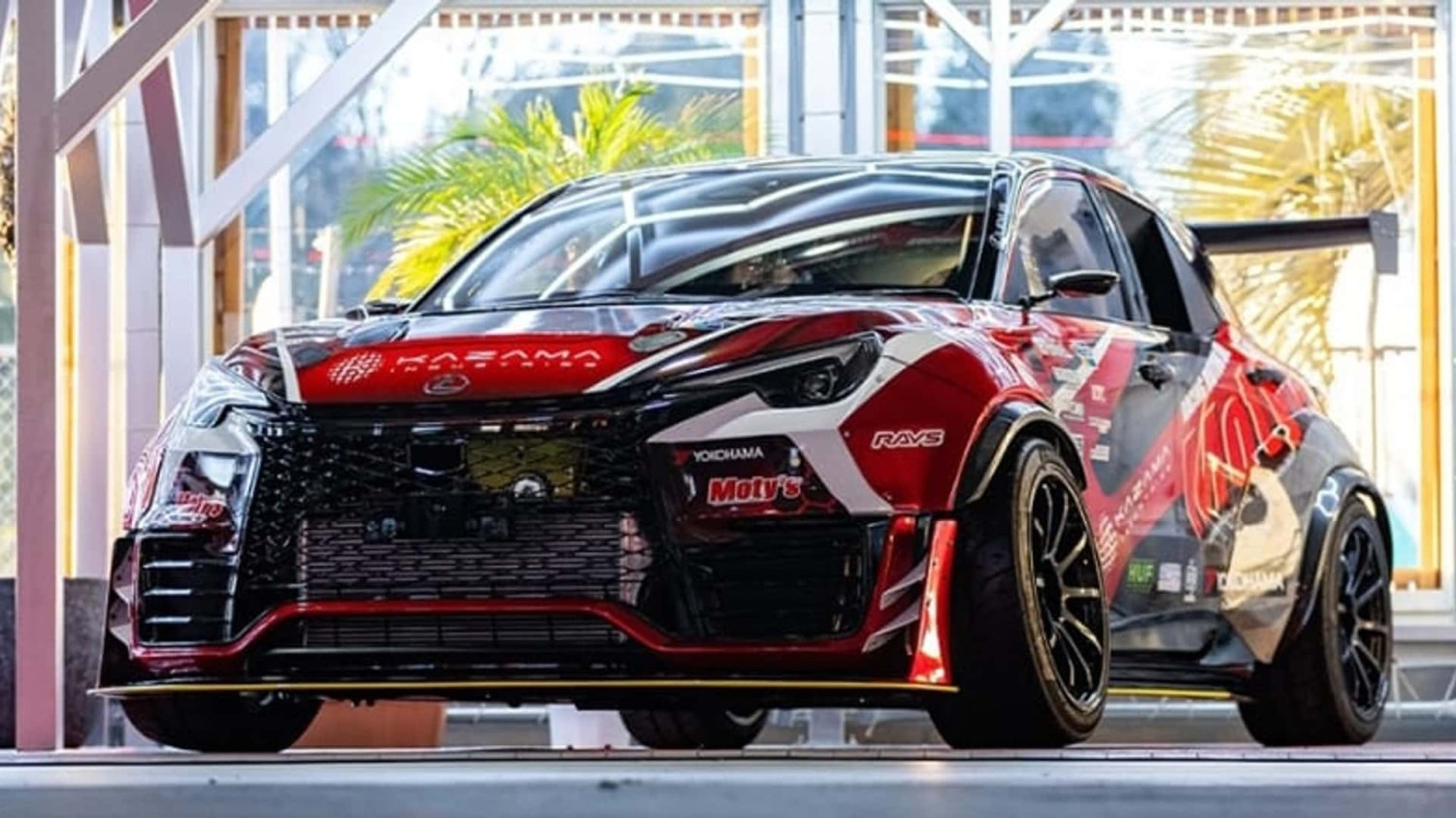Lexus, Lexus ES, Un Lexus LBX con 1.000 CV es la sorpresa para competiciones de drift