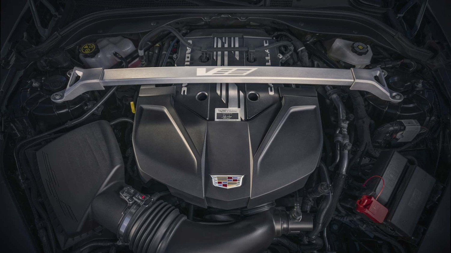 New Corvette Grand Sport Could Debut With a 6.7-Liter V-8: Report