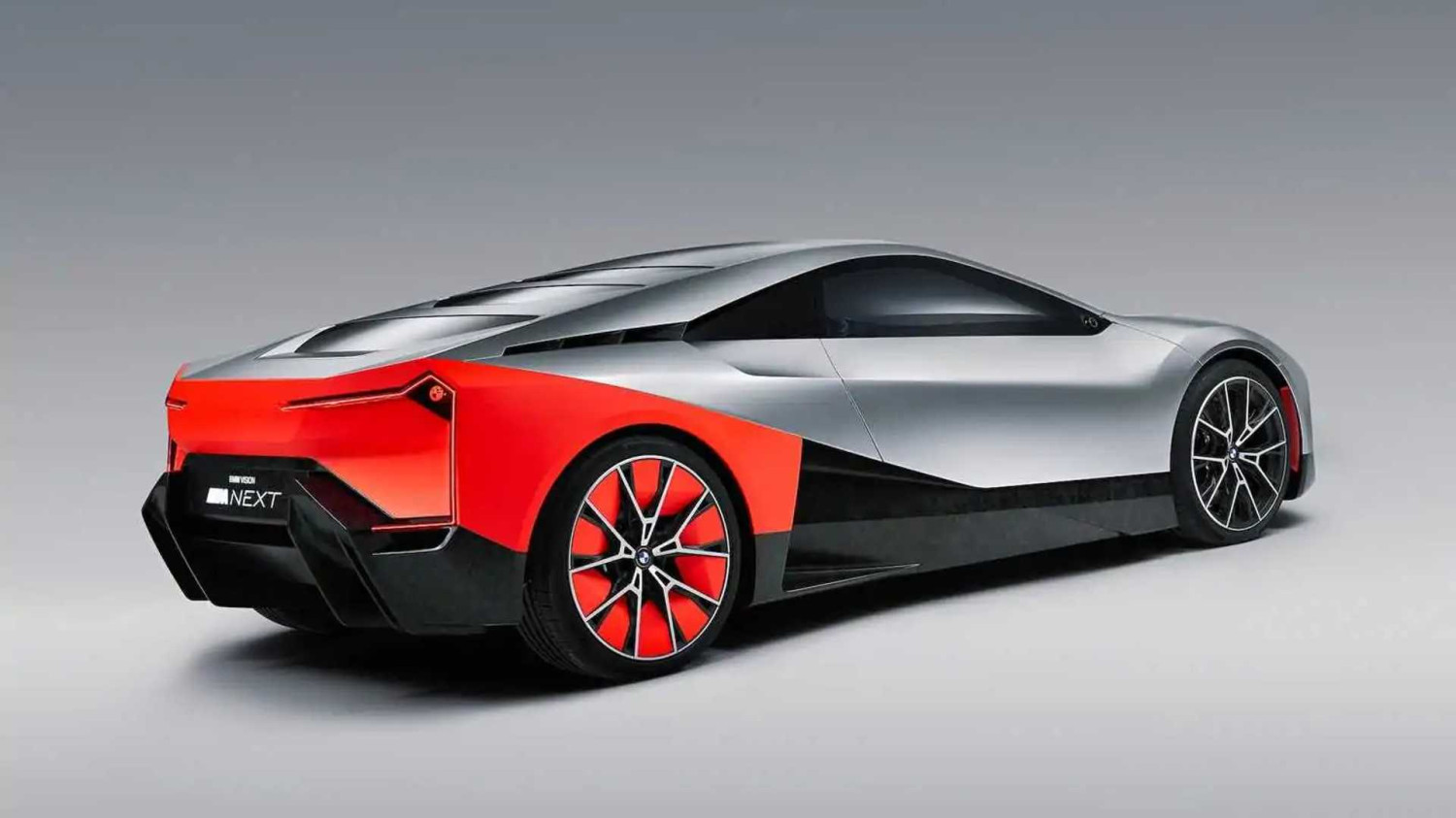 BMW Tidak Akan Membuat Supercar Baru Dalam Waktu Dekat