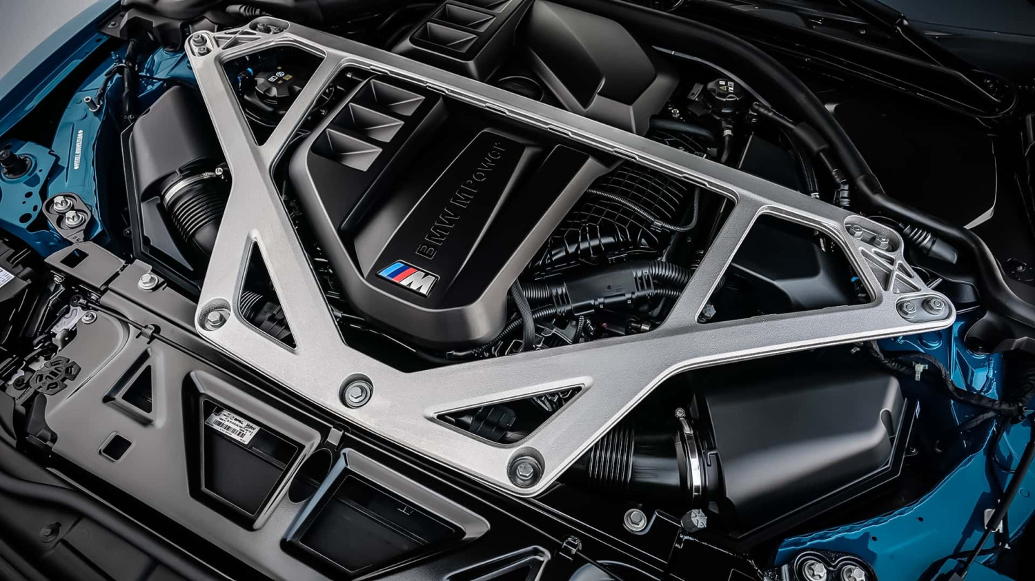 Les gros moteurs de BMW continueront d'exister... même le V12
