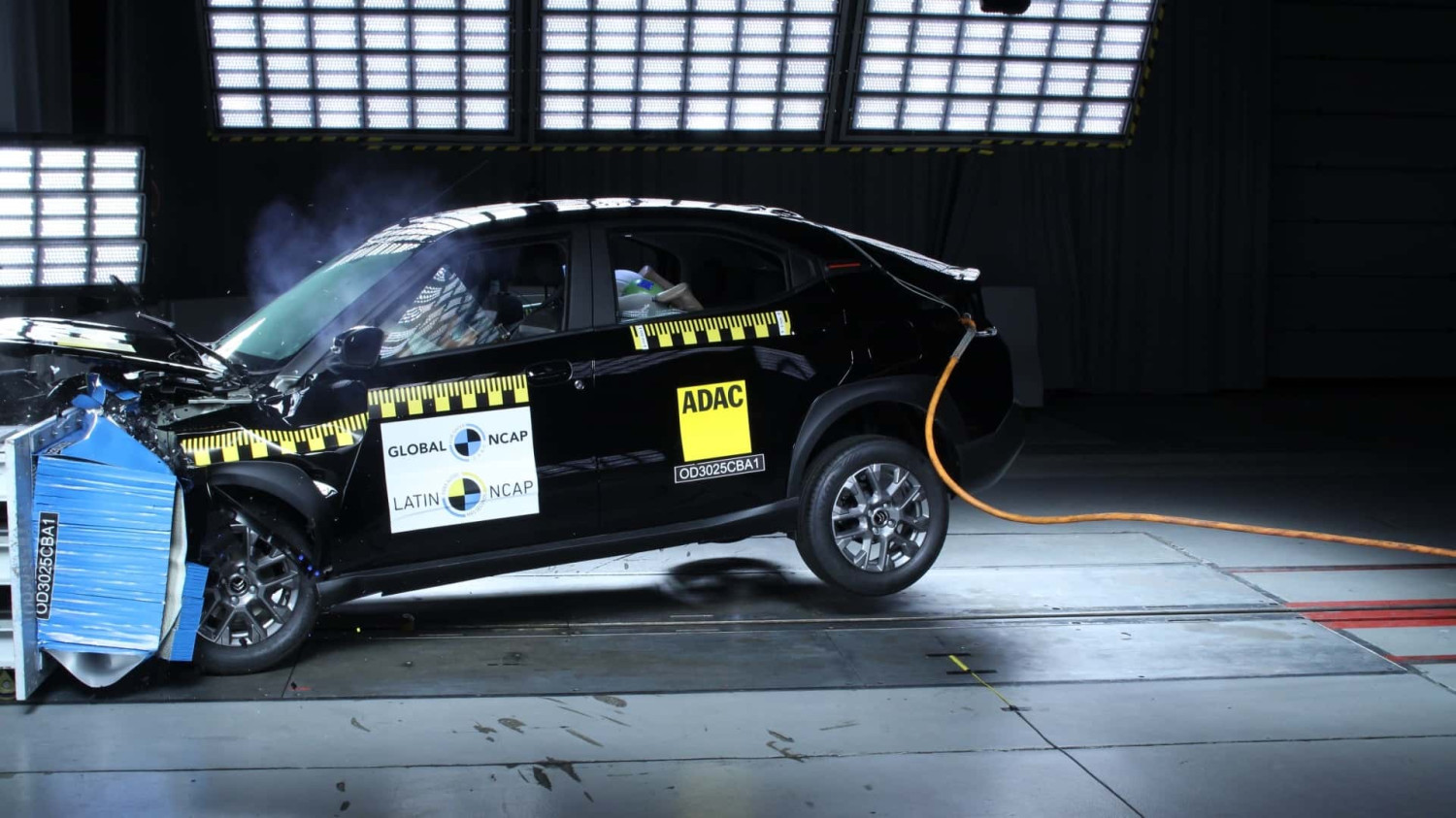 Citroën, LatinNCAP: cero estrellas para el Citroën Basalt