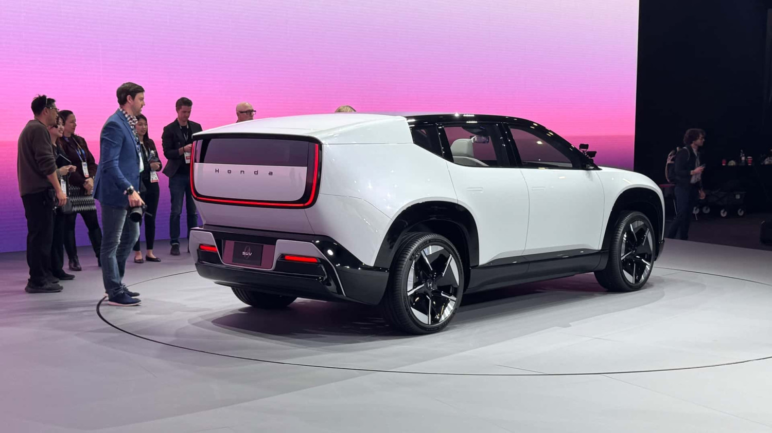Honda SUV Listrik Tampil dengan Wujud Bongsornya
