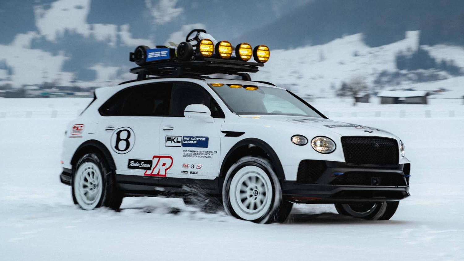 Les concessionnaires Bentley souhaitent un Bentayga tout-terrain : "Il faut le commercialiser !"