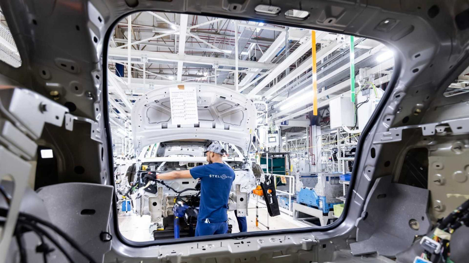 Stellantis, Opel, Stellantis va supprimer des postes d'ingénieurs chez Opel en Allemagne mais va investir à Sochaux