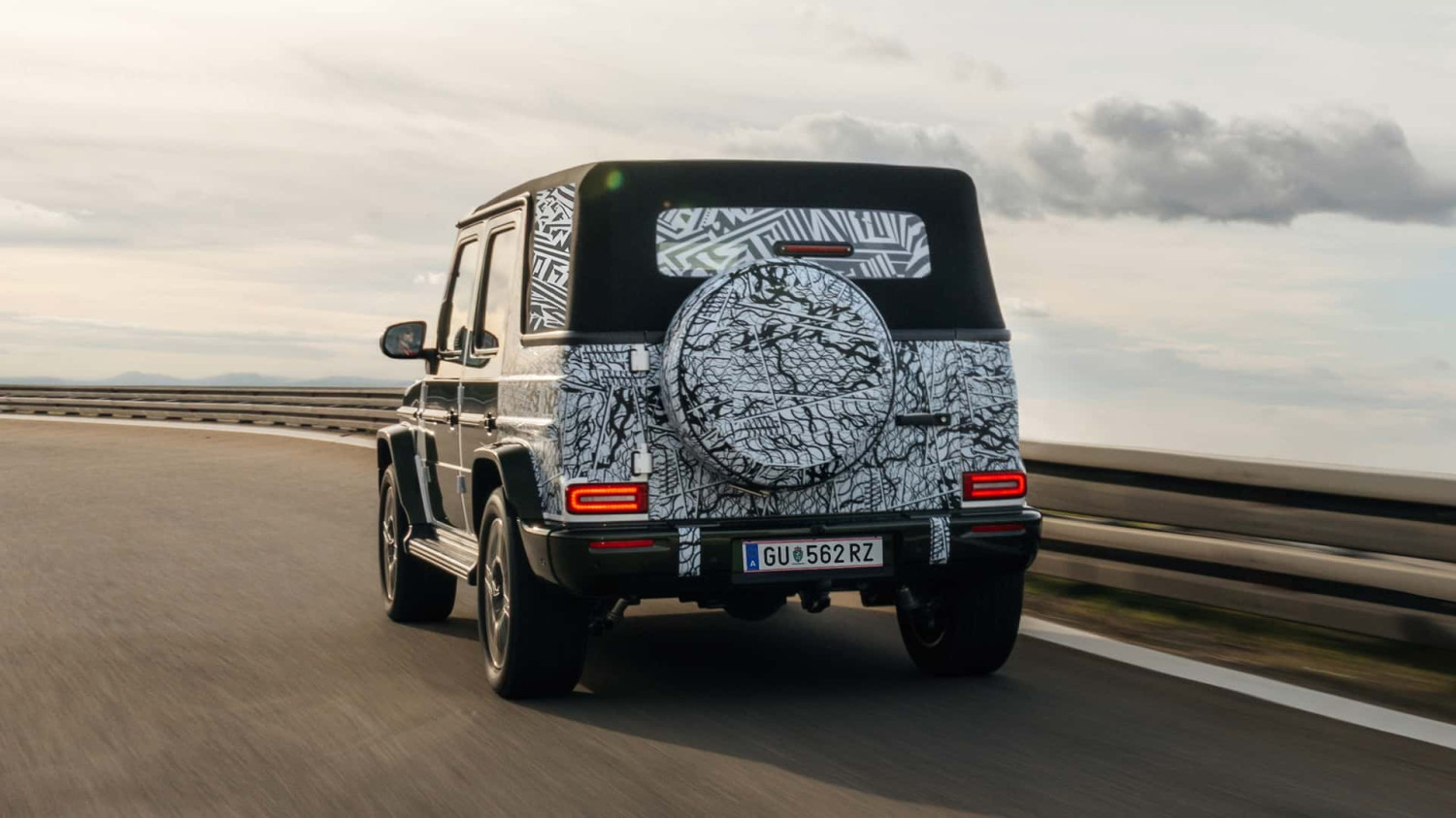 Mercedes zeigt neue Teaser des G-Klasse Cabriolet