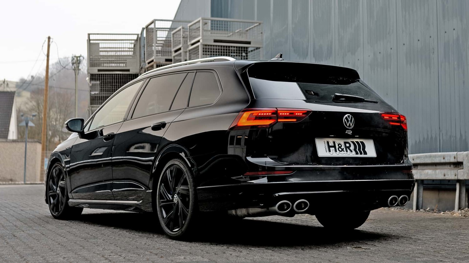 No Limits: H&amp;R-Fahrwerksupgrade für den VW Golf 8 R Variant