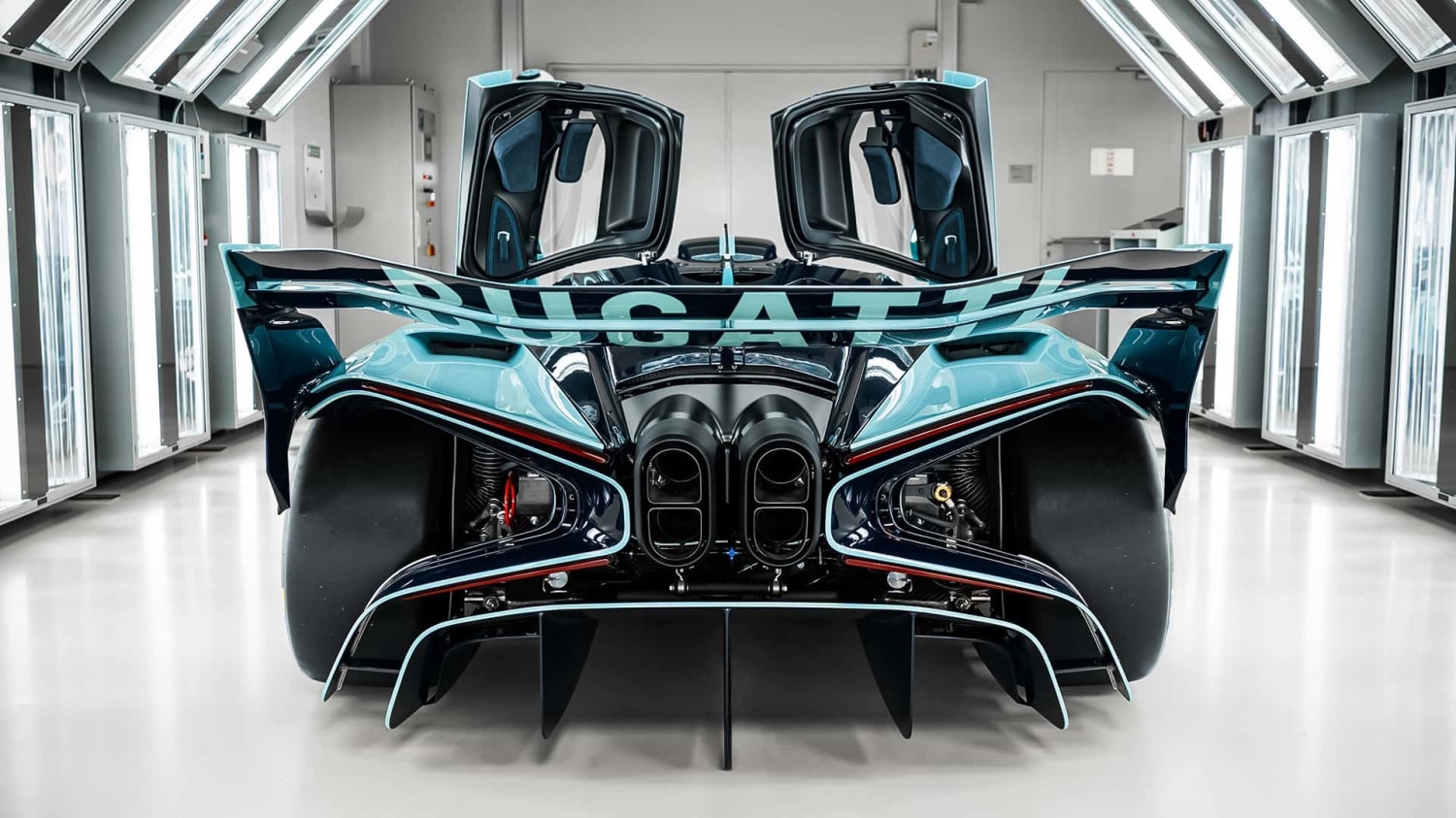 Inilah Mobil Balap W-16 Terakhir dari Bugatti