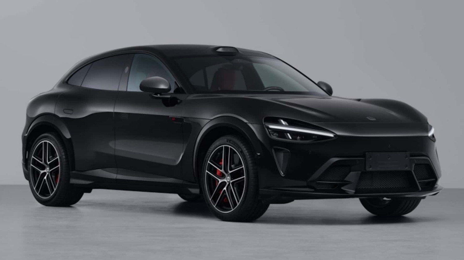 Ce SUV ressemble à une Ferrari Purosangue, mais avec 1 000 ch