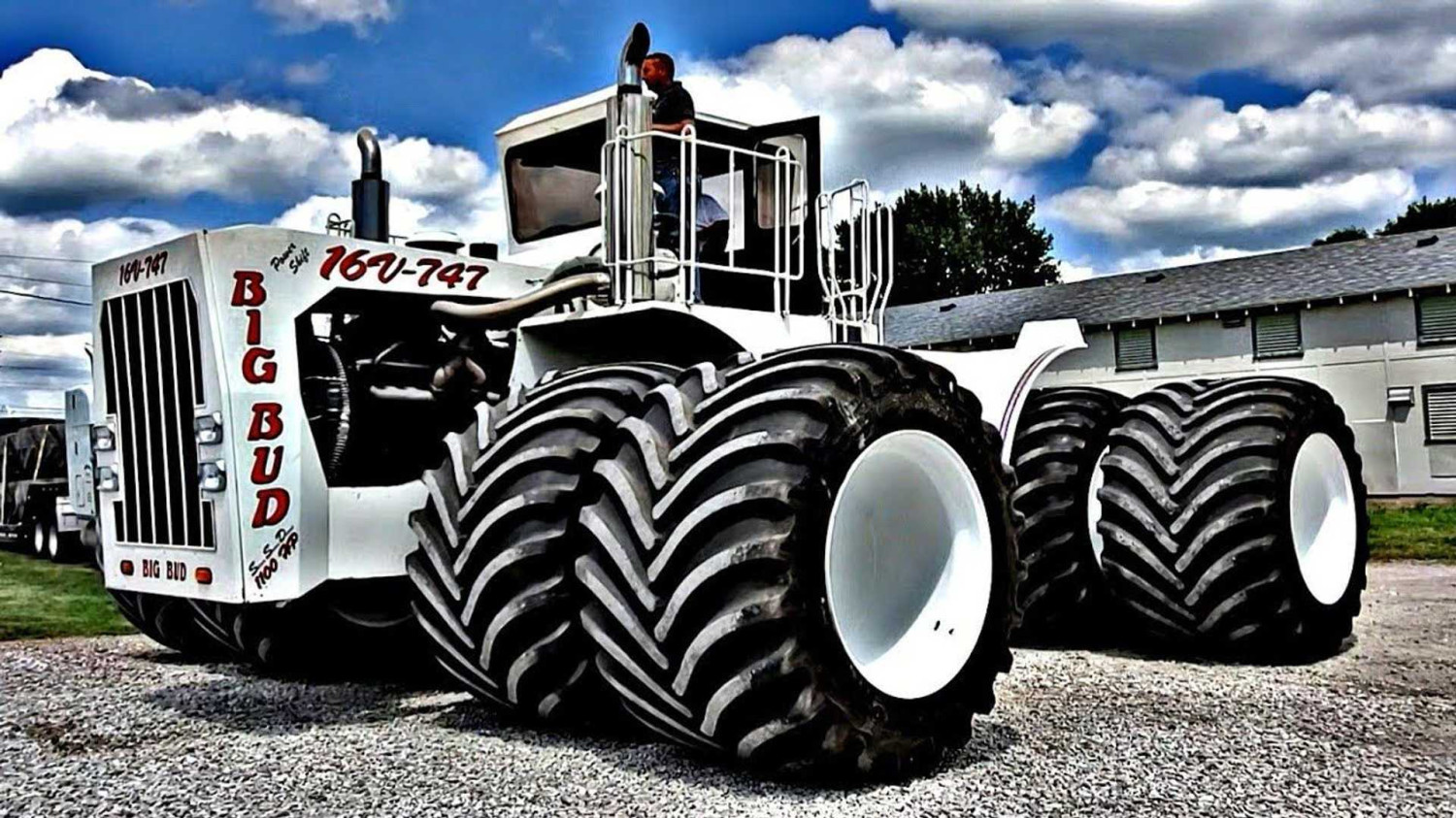 'They Were Extremely Nice': Woman's Family Member Sees A Paid Facebook Ad For $8,000 Tractor. Then They Wire F