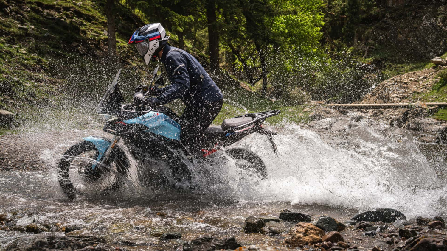 ¿Es esta nueva ADV china una auténtica moto de aventura con falso disfraz italiano?