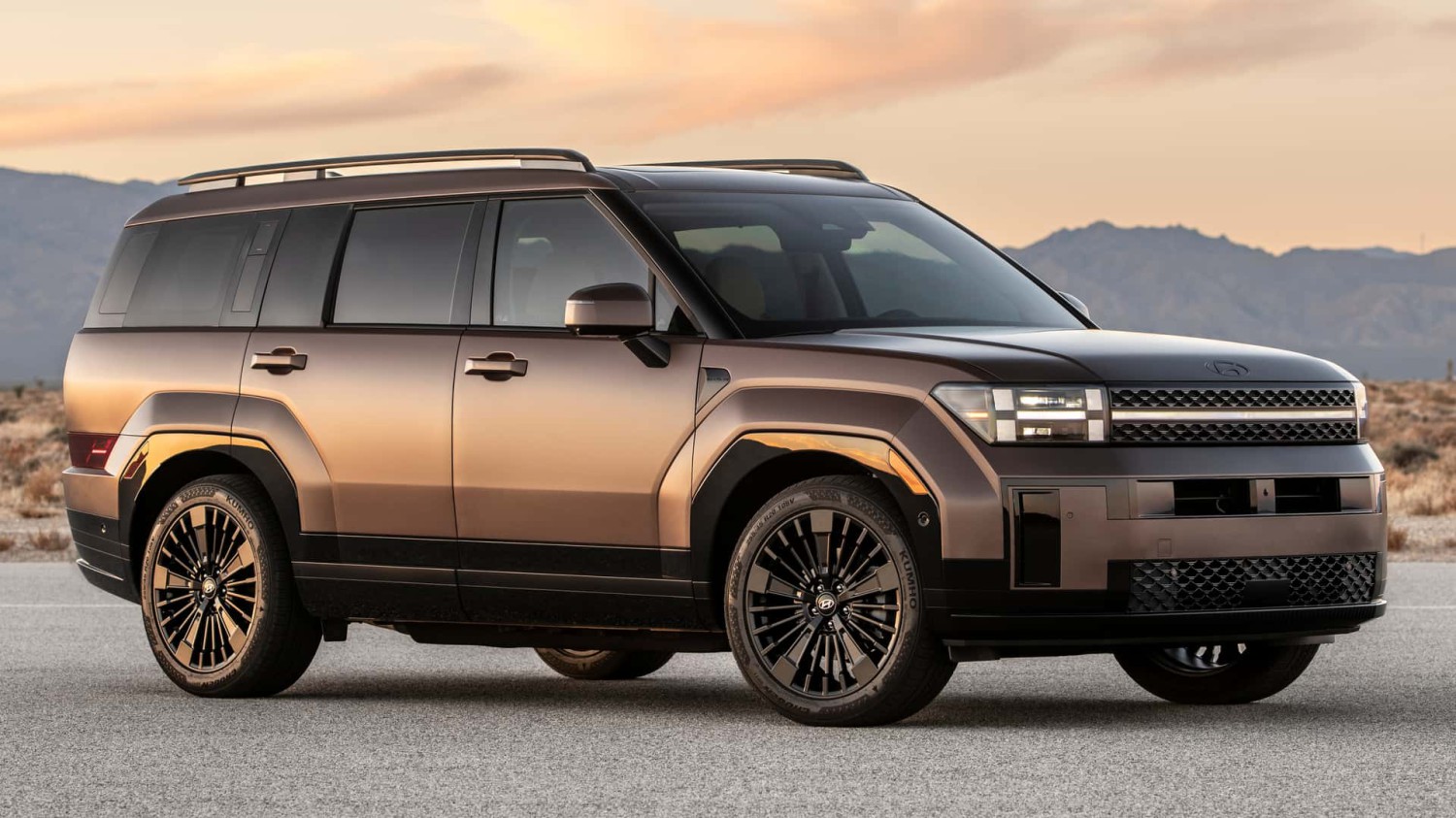 Hyundai Motor Recalls Nearly 300,000 Cars For Faulty Seatbelt Anchors