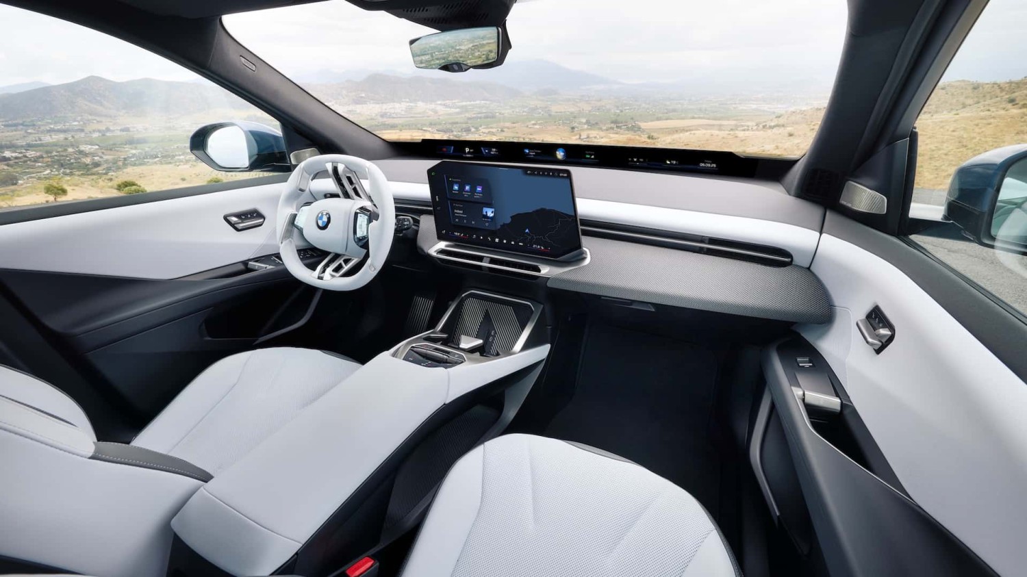 BMW actualizará todos sus modelos para adaptarlos al iX3: "Tenemos que hacerlo en toda la gama"