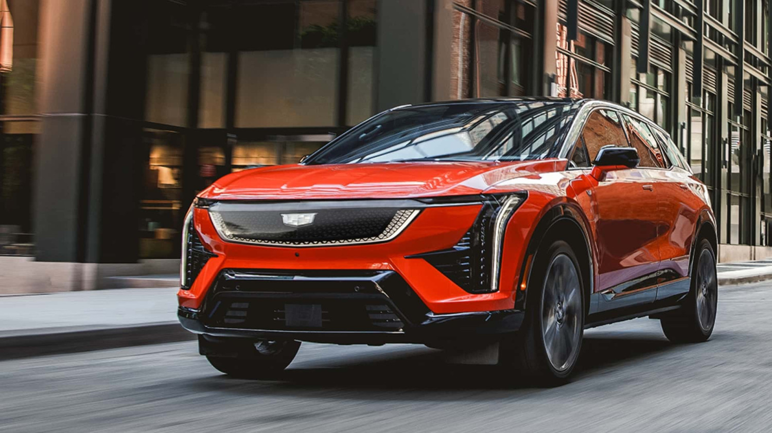 Cadillac Bertaruh Besar di Mobil Listrik dan Membuahkan Hasil