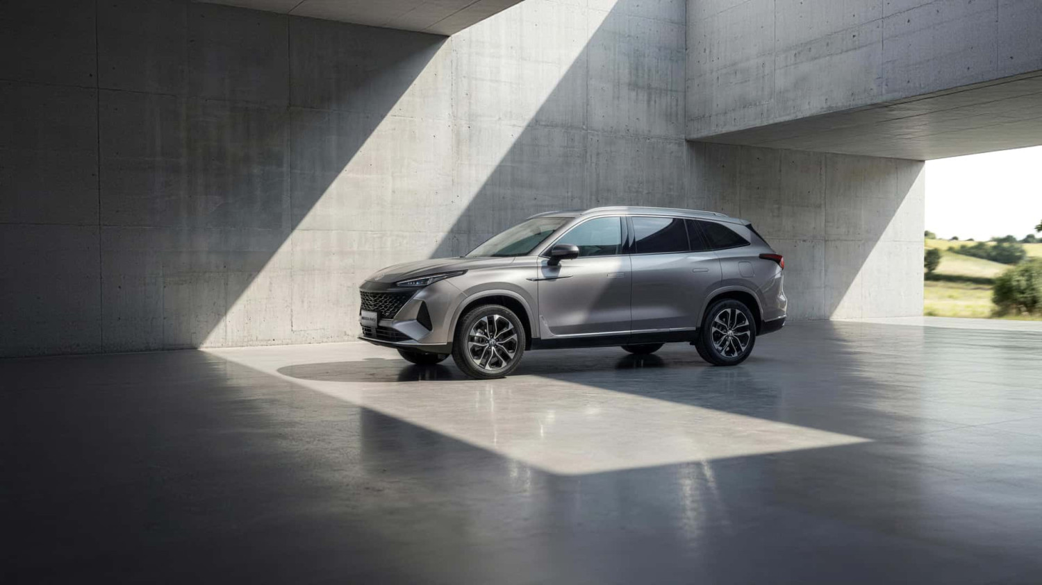 MG tiene un SUV familiar de 7 plazas: el MGS9 PHEV 2026