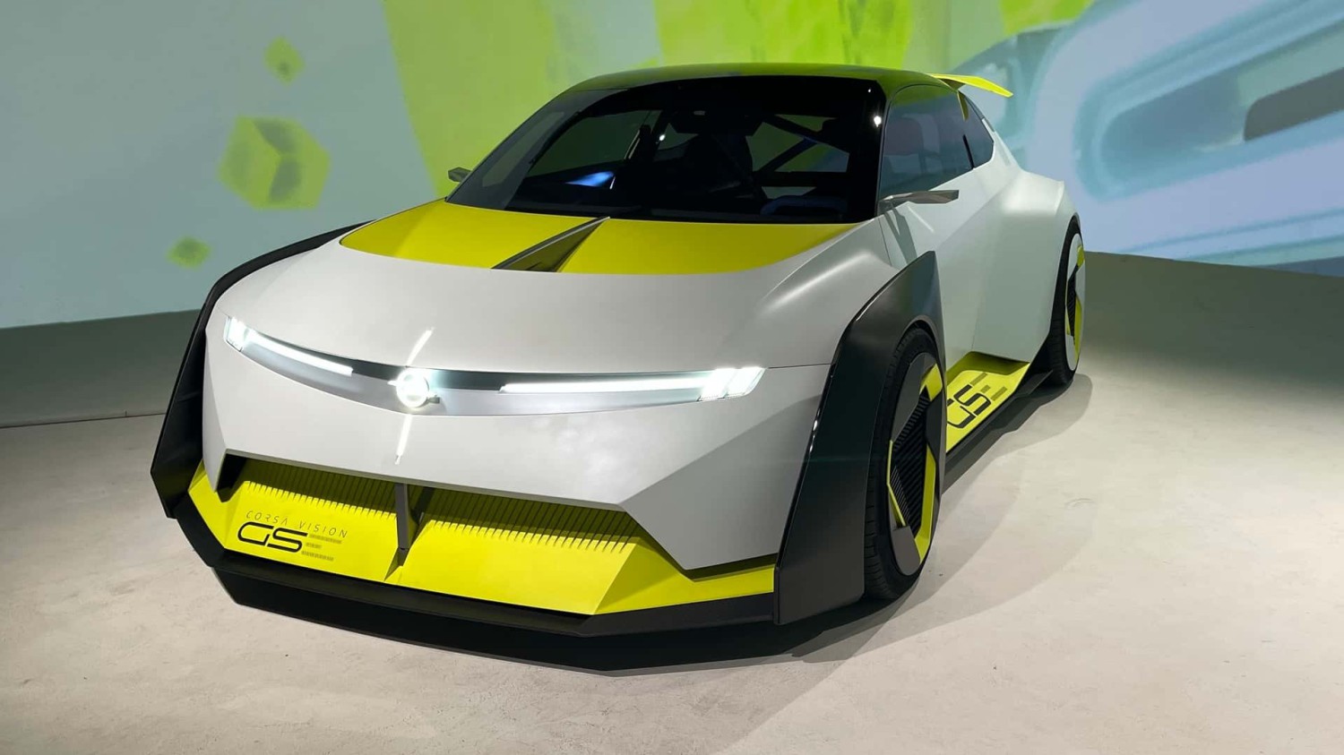 Un peu de la nouvelle Opel Corsa se cache sous ces formes extrêmes