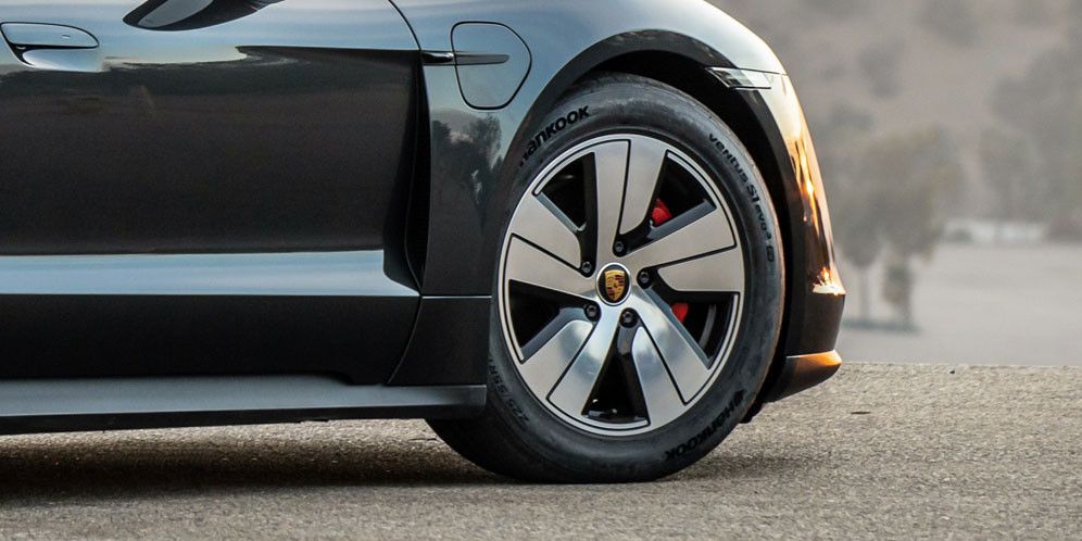 Ban Mobil Benjol? Bahaya! Ini Penyebab &amp; Cara Mengatasinya