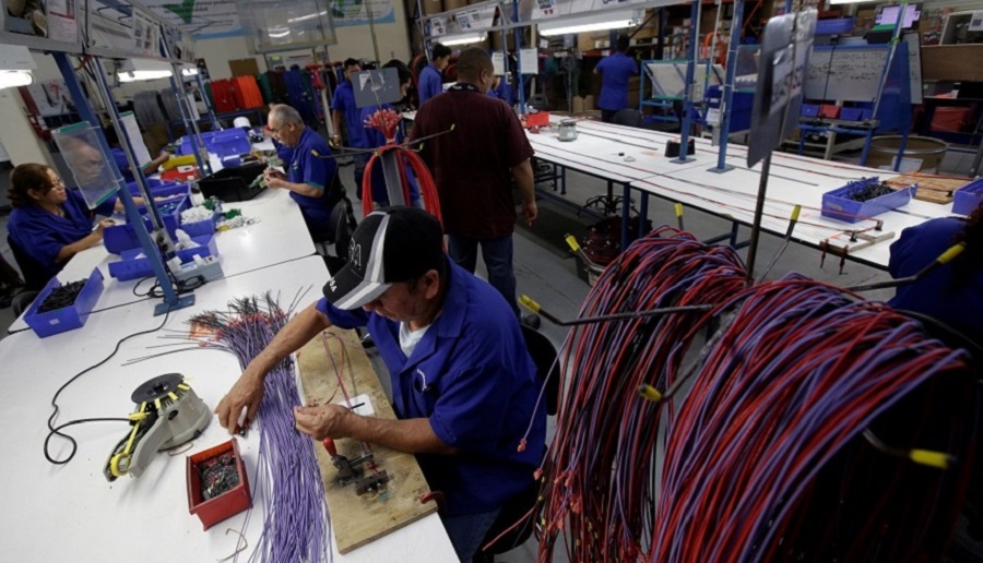 Auto manufacturers grapple with end of free-trade era as USMCA review looms