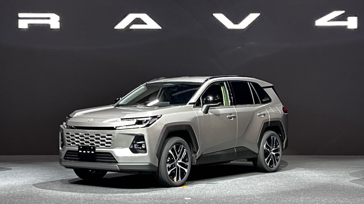 Toyota reports record 11.28 million global sales despite tariffs as U.S. hybrid demand surges; Canada, Europe notch all-time highs