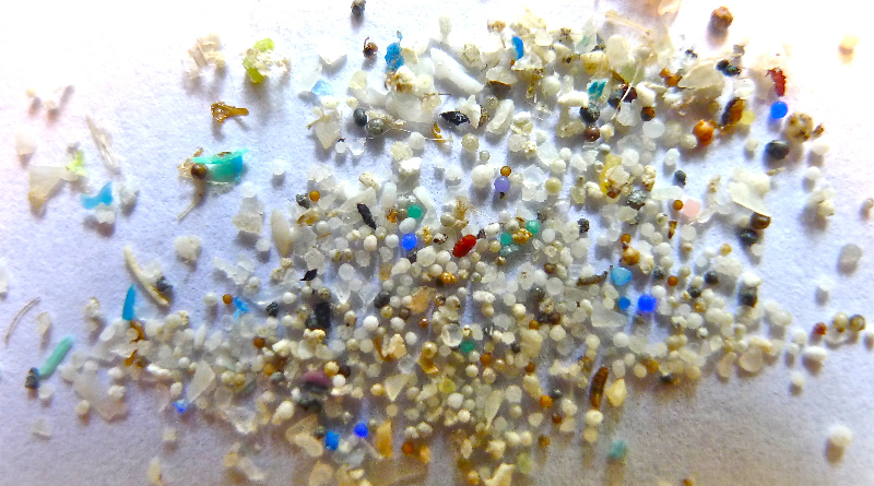 Illinois First Great Lakes State To Enact Plastic Pellet Pollution Law