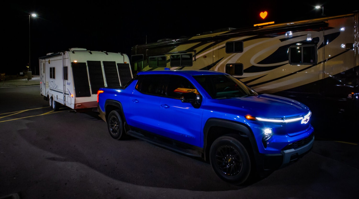Outdated DOT Regs Are Forcing Chevy to Call 3/4-Ton Electric Trucks “Half-Tons”—And It’s Killing the Electric Suburban