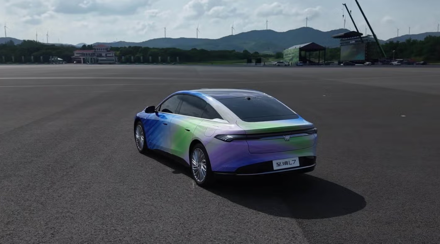 The Buick Electra L7 BEV Looks Awesome — But Only For China