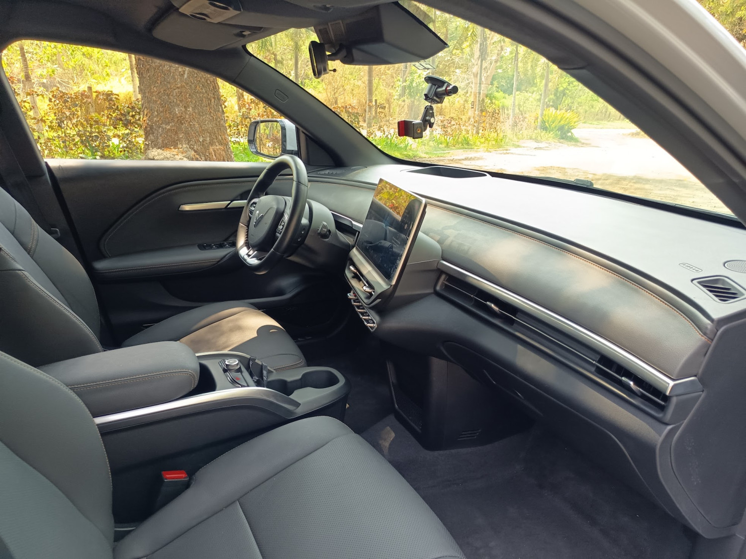 First Impressions: A Quick Drive Aboard VinFast’s VF6 Proves More Than Satisfying