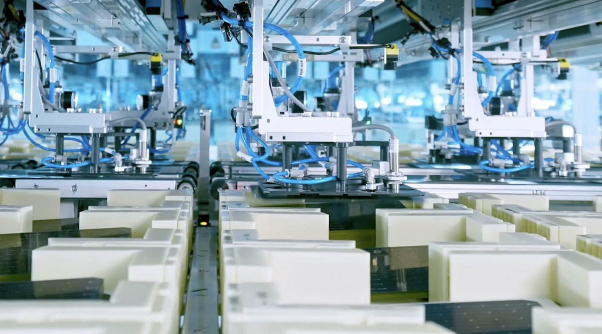 Texas Scores A $357 Million Solar Factory As The War On Solar Flops