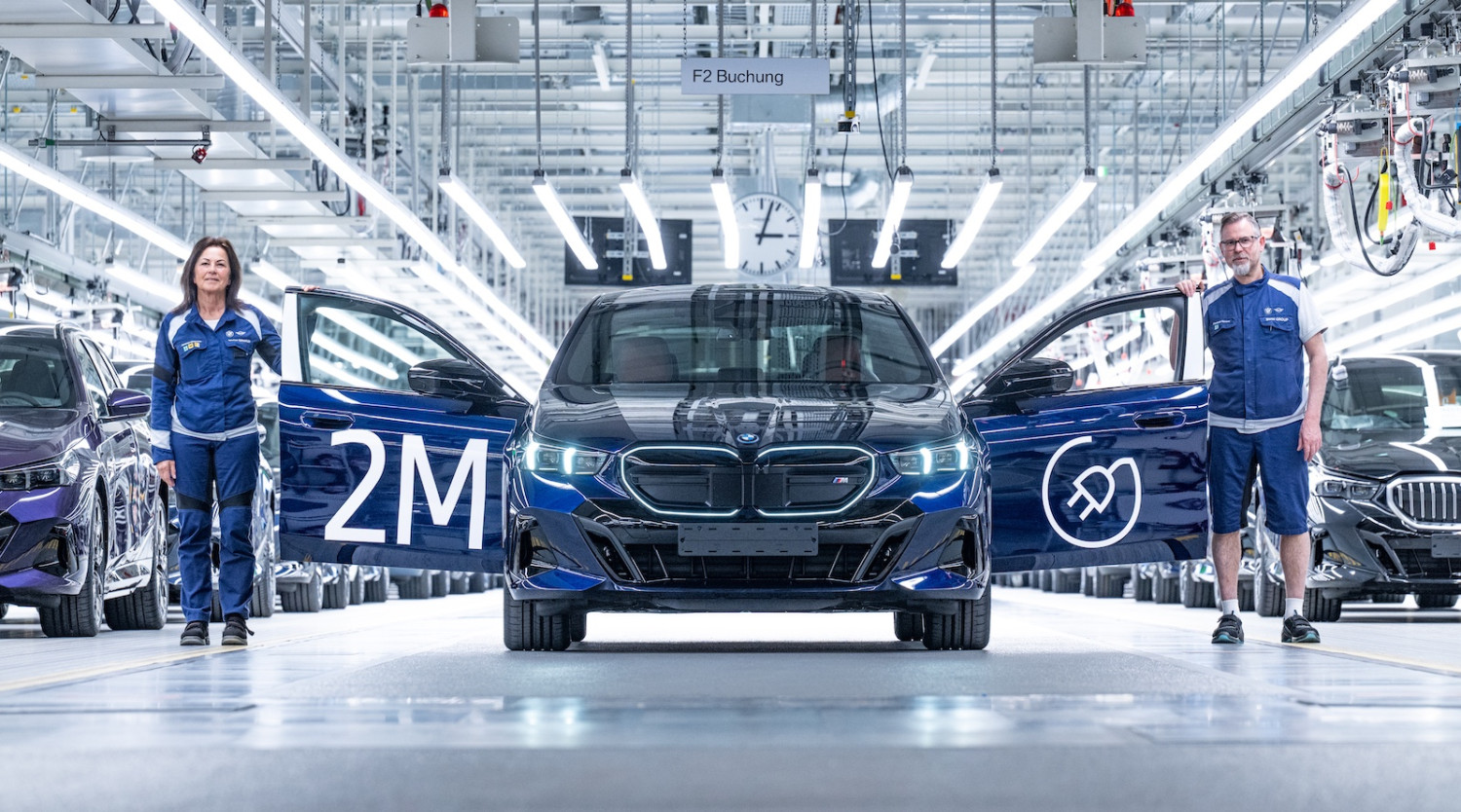 BMW Reaches 2 Million Electric Vehicles, Focusing More &amp; More On Smart Home Technology
