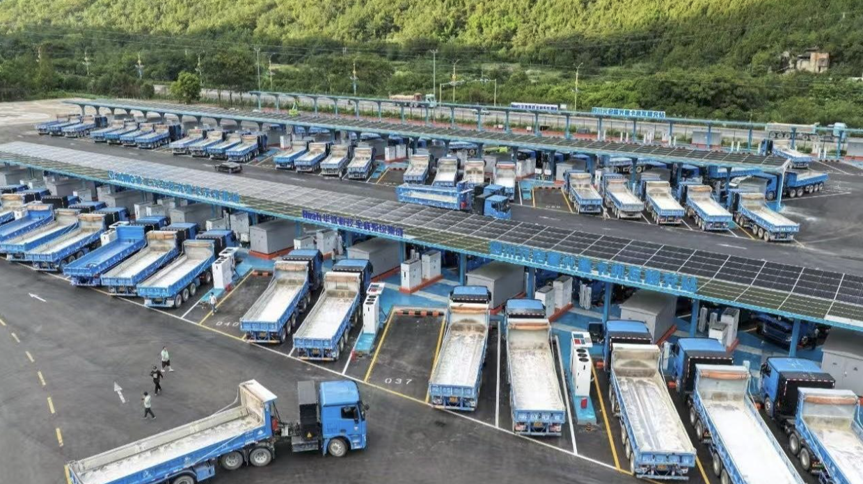 China’s Electric Trucks, Diesel’s Peak, and What Western Planners Still Don’t See
