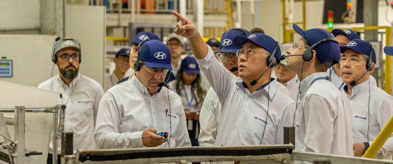 Hyundai Motor Group Executive Chair Euisun Chung Charts Mid-to-Long-Term Growth Strategy in Brazil