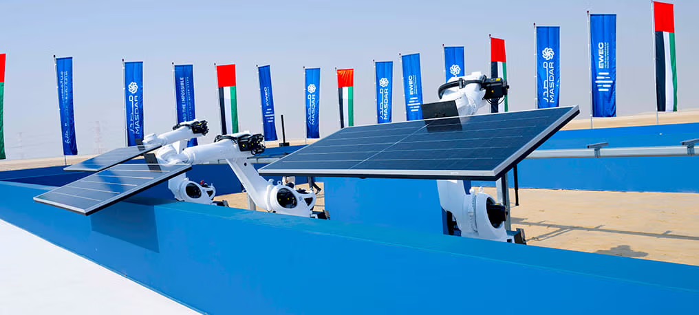 Insane “Gigascale” 5.2GW, 19GWh Solar + Storage Project Moves Forward