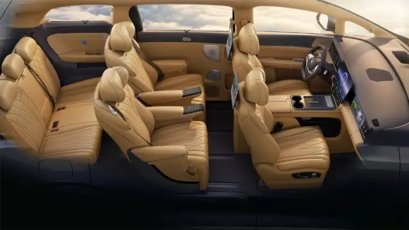 BYD's premium MPV Denza D9 debuts with 10-97% Flash Charging in 9 minutes