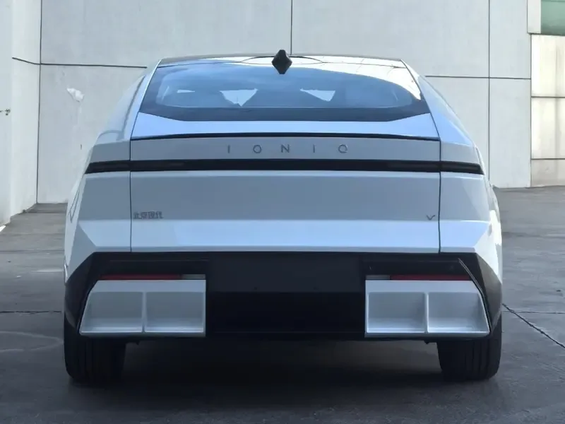 China-exclusive Hyundai Ioniq V to feature 800V architecture and Momenta ADAS