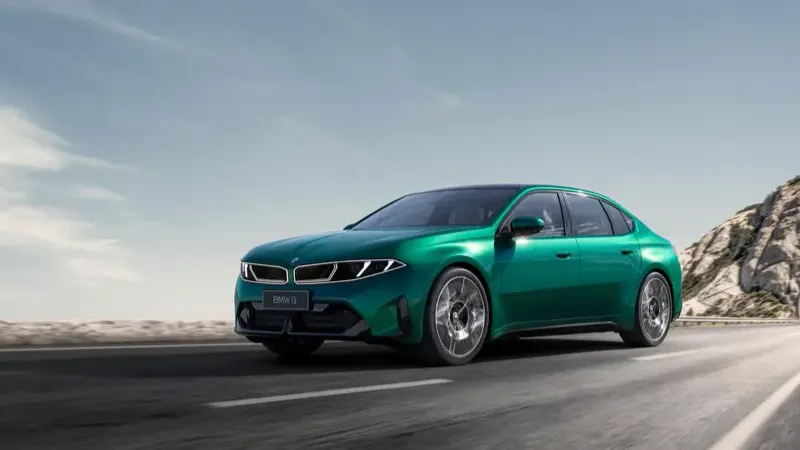 BMW 3 Series hits 2 million China sales, Neue Klasse i3 set for Chengdu debut