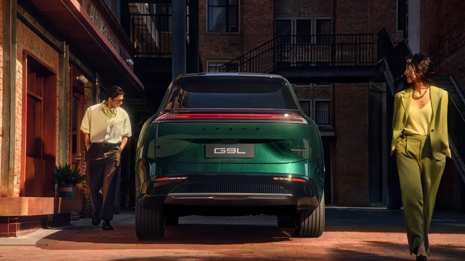XPeng G9L flagship SUV debuts with 800V charging, 805 km range