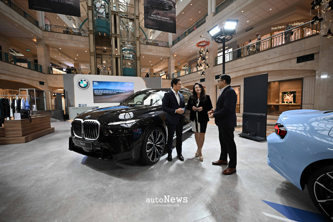 Mall Exhibition BMW &amp; MINI – BIKIN PLAZA SENAYAN JADI ARENA PREMIUM