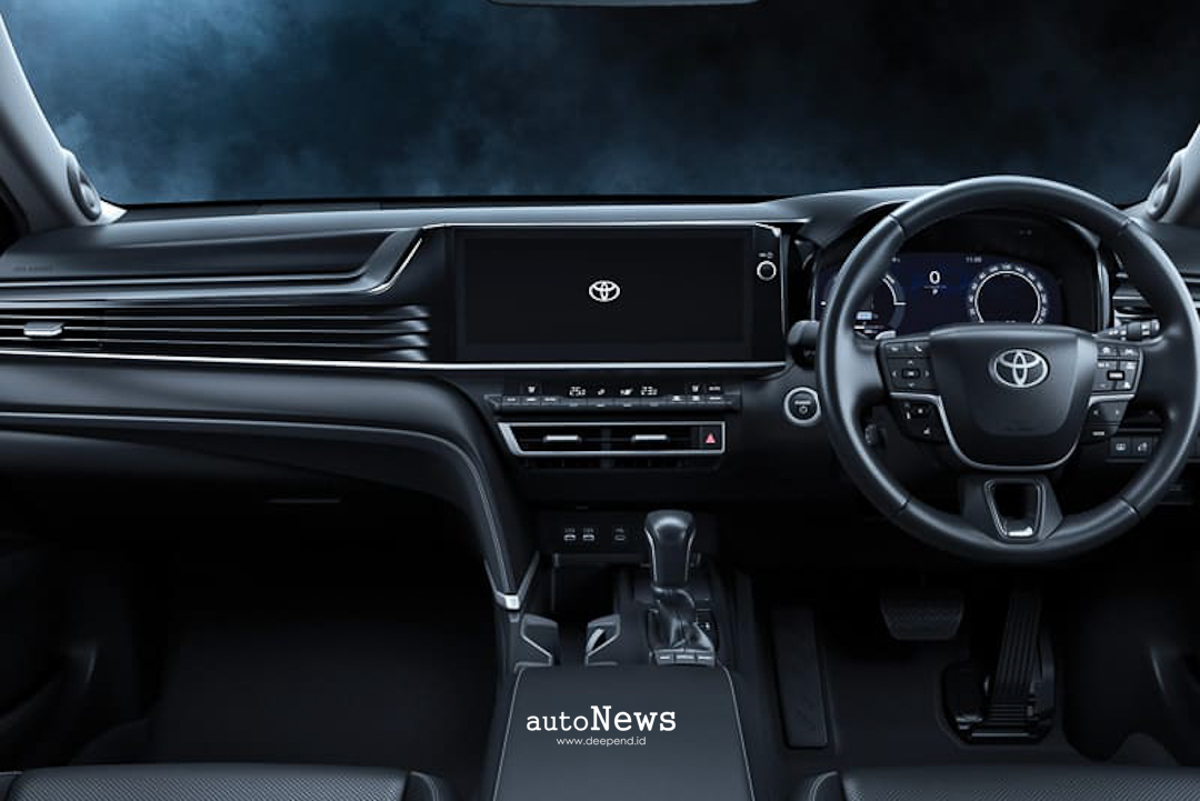 Mobil Baru New Toyota Camry 2.5 V AT – DESAIN BARU, LEBIH SPORTY DAN BERKELAS