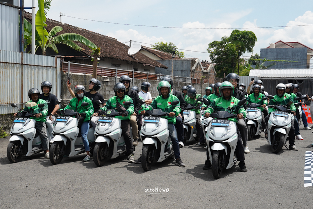 Motor Listrik Motor Listrik ALVA N3 – RESMI JADI ARMADA GRAB DI YOGYAKARTA