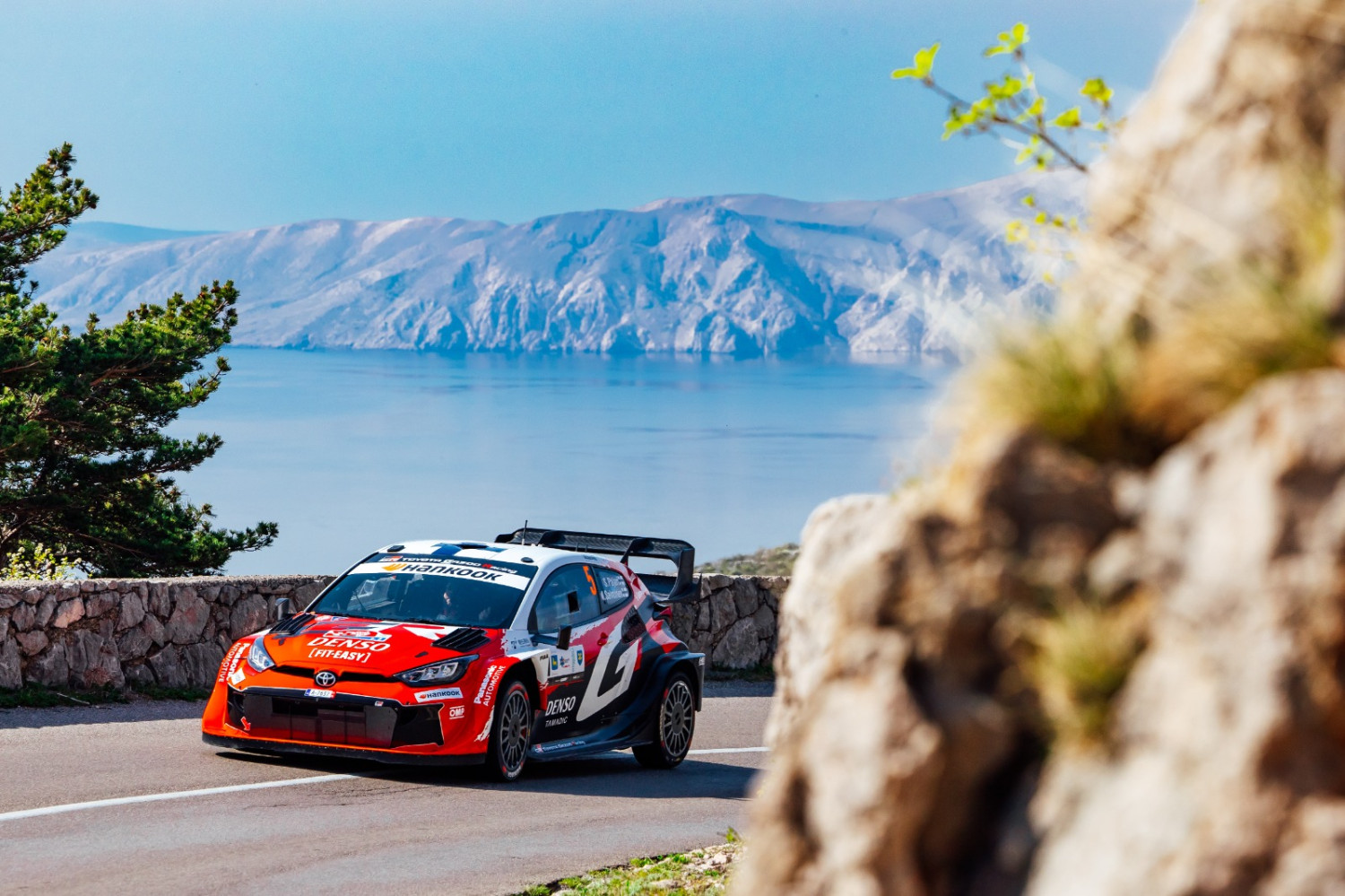 Race Report Menang di Tengah Chaos: Cara Takamoto Katsuta Kunci Croatia Rally 2026