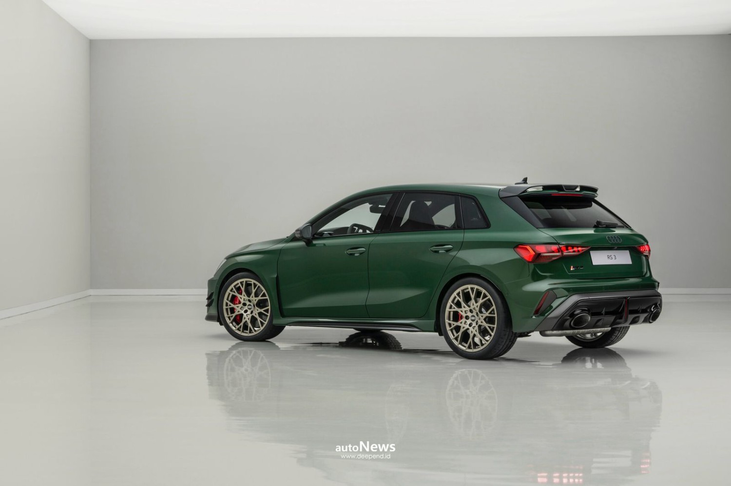 Audi Sport Audi RS 3 Competition Limited – PERAYAAN 50 TAHUN MESIN 5 SILINDER