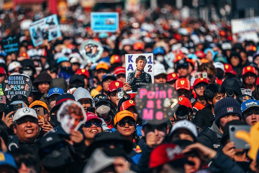 F1 Insight Rahasia 3 Kemenangan Kimi Antonelli – START BURUK, FINIS JUARA