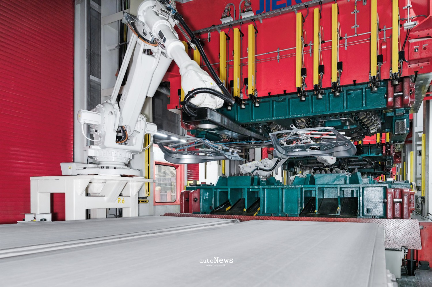 Mobil Listrik Leapmotor Kenalkan Cell-to-Chassis – BATERAI JADI BAGIAN RANGKA MOBIL