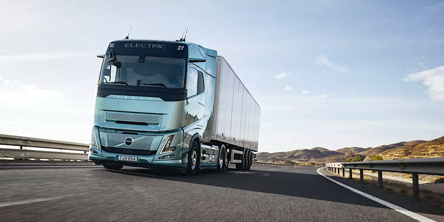 Volvo updates its electric semi truck lineup with up to 700 km range