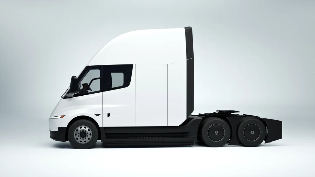 Tesla Semi battery sizes confirmed: 822 kWh and 548 kWh officially revealed