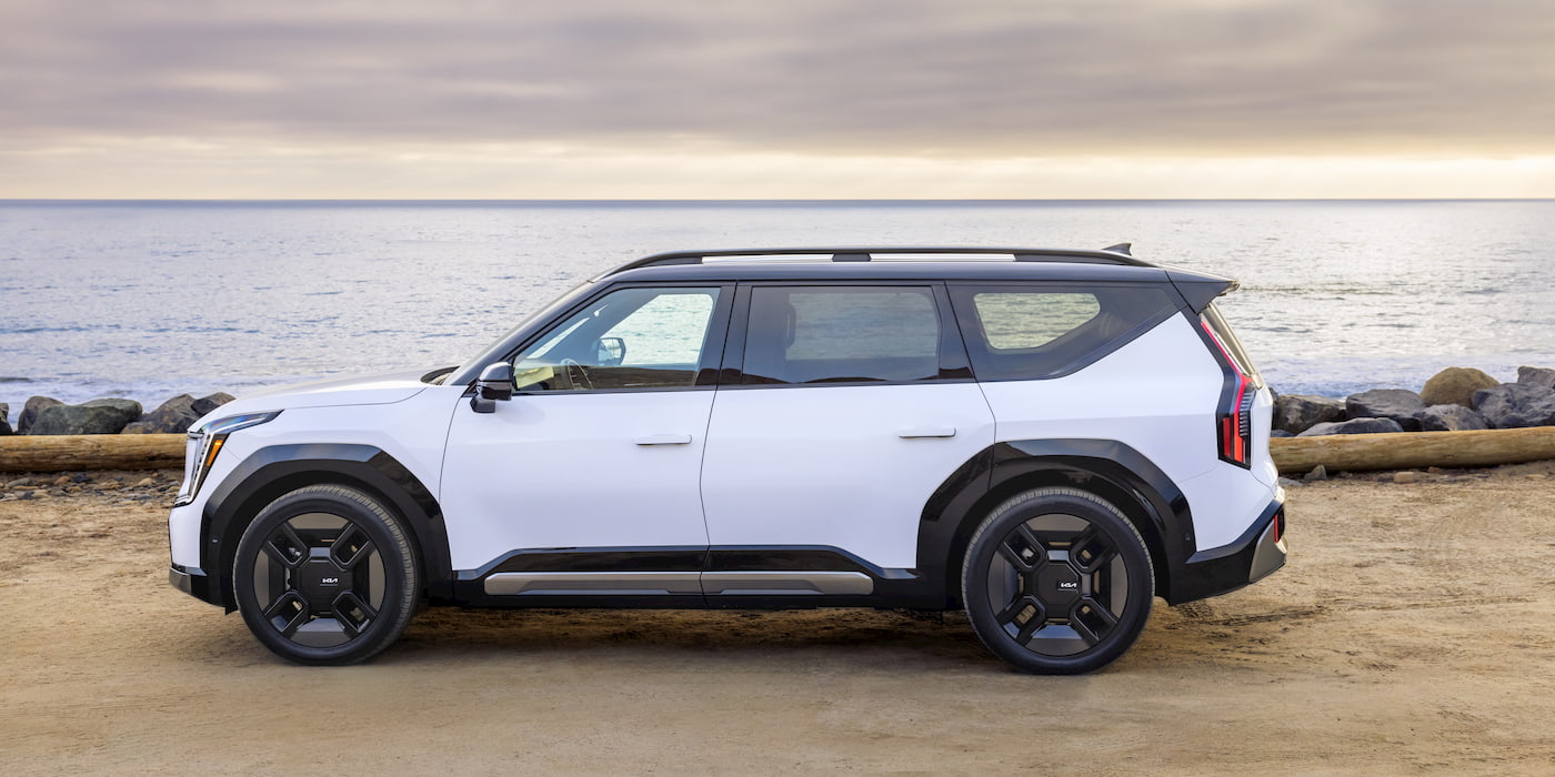 Kia is recalling over 21,000 EV9 SUVs over a faulty airbag issue